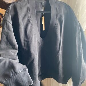 SKIMS boyfriend fleece oversized v-neck pullover, size L